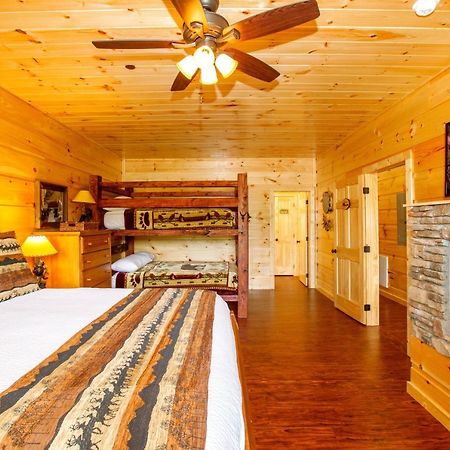 Foxwood Mansion Cabin Pittman Center Zewnętrze zdjęcie