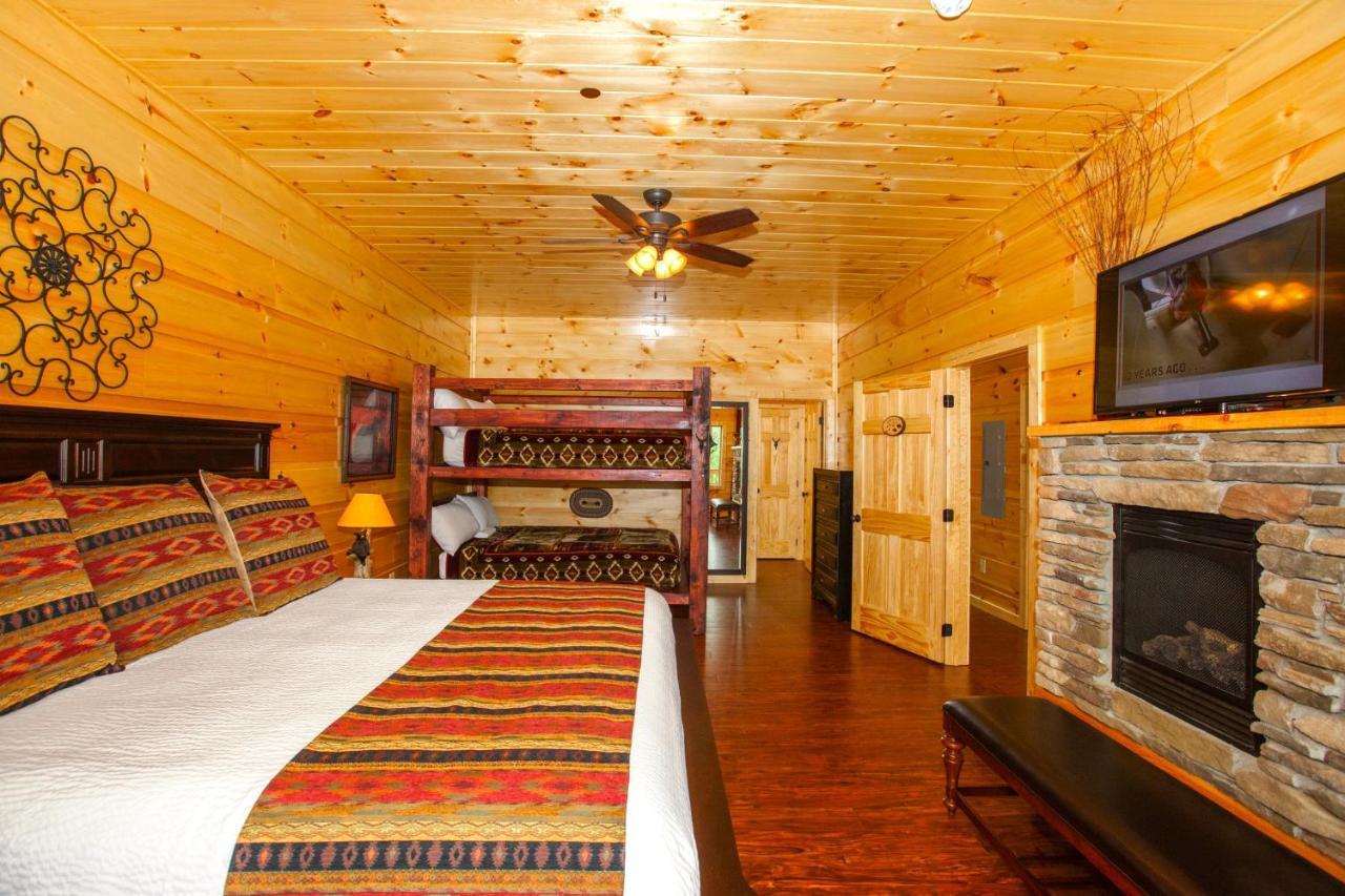 Foxwood Mansion Cabin Pittman Center Zewnętrze zdjęcie